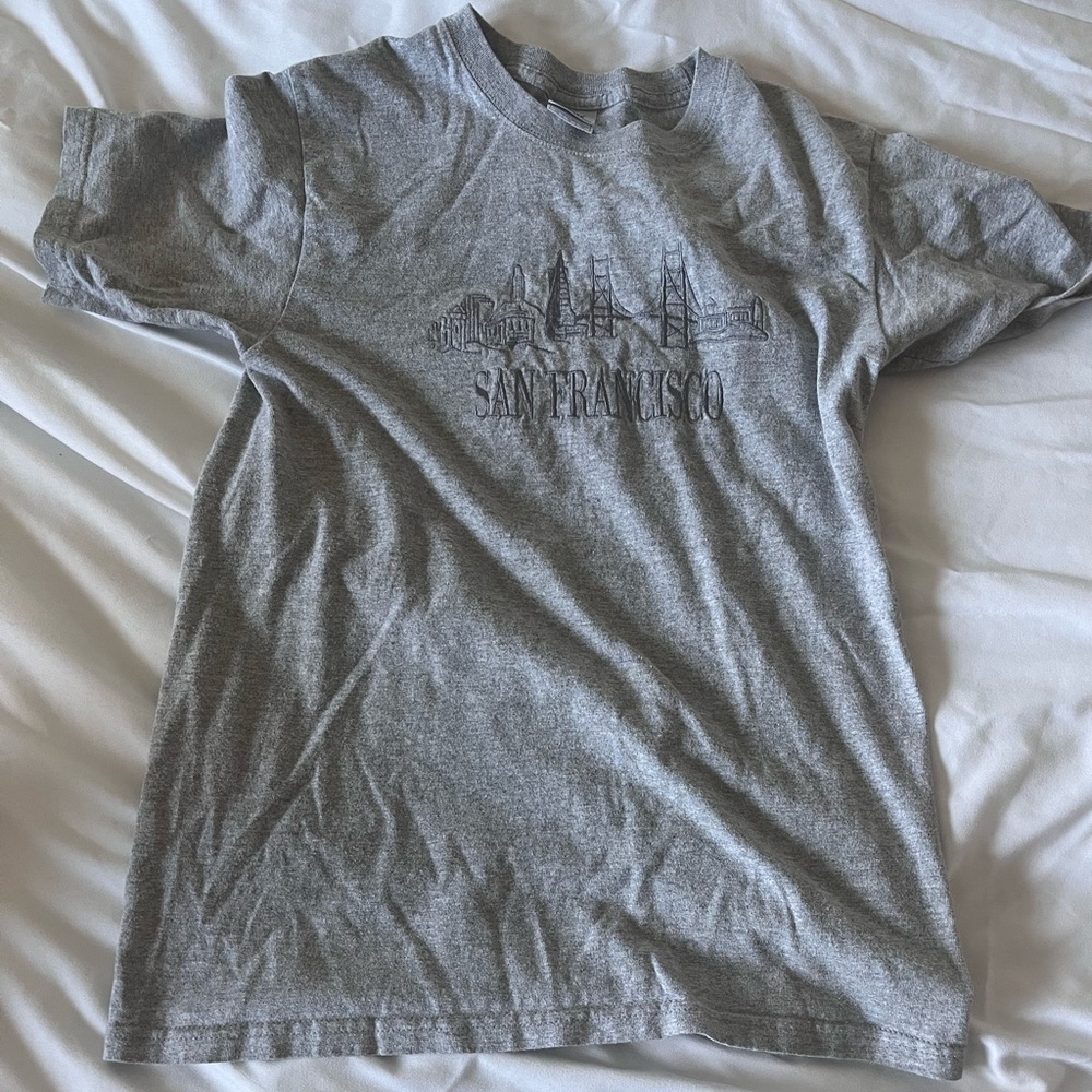 Vintage grey embroidered San Francisco tee